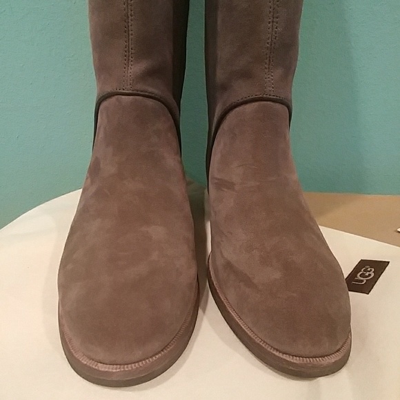 🆕 UGG Gracen Suede block heel riding boots - Picture 5 of 9